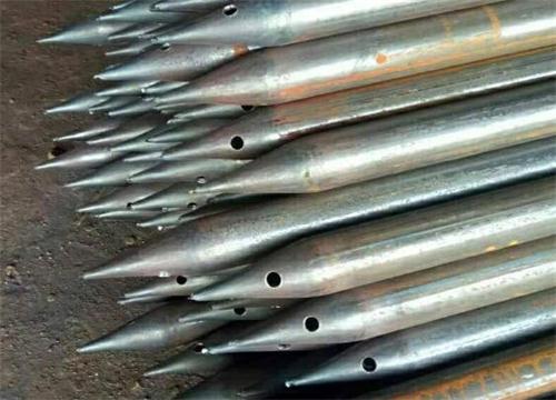 工农隧道钢花管现货